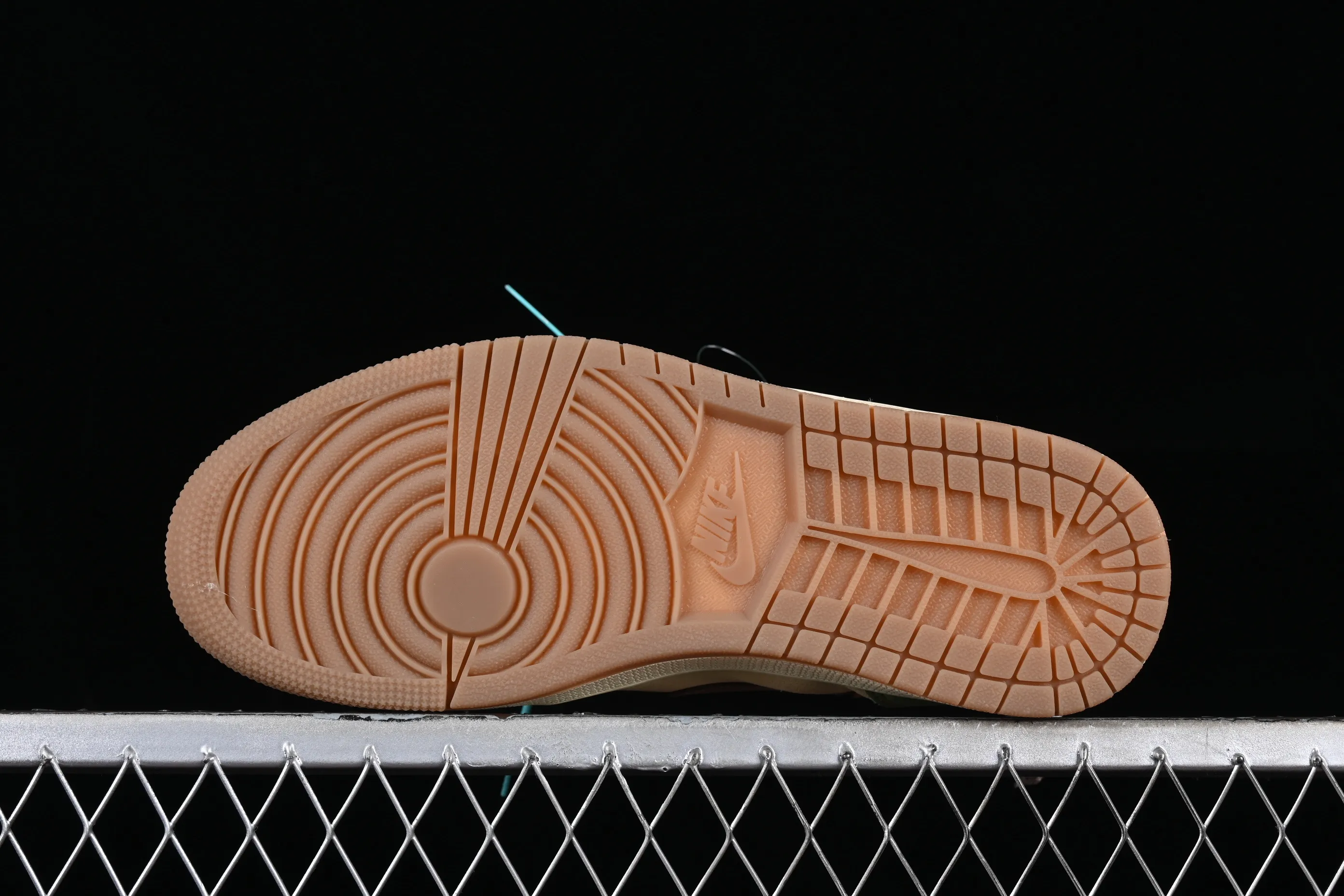 All categories Air Jordan Jordan series basketball shoes Air Jordan 1 High Air Jordan 1 High "Voodoo" AJ1 Joe 1 Voodoo Doll Retro Culture Leisure Sports Sneakers DZ7292-100